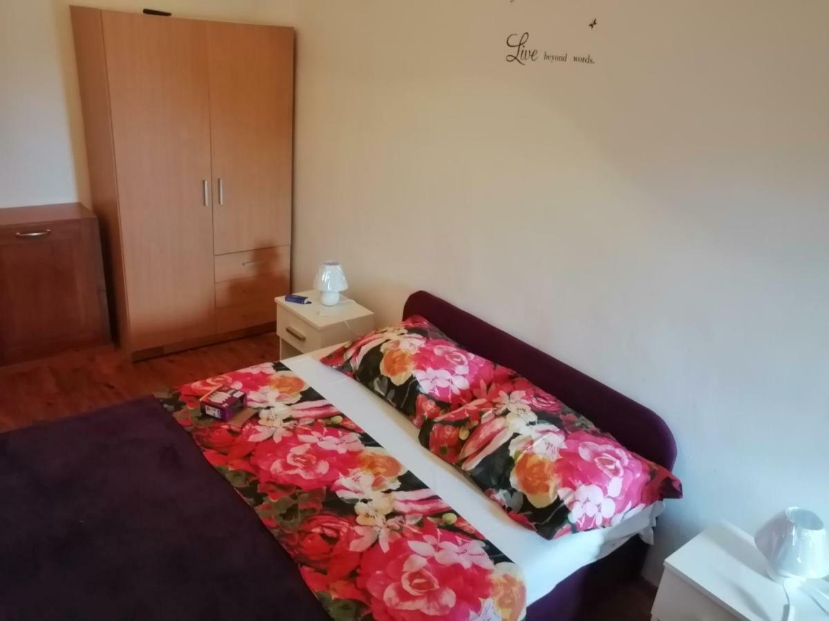 Apartman Tea Apartment Pula Ngoại thất bức ảnh