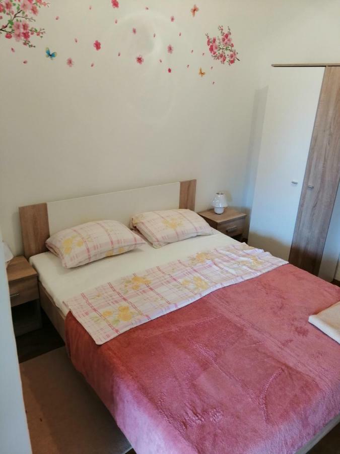 Apartman Tea Apartment Pula Ngoại thất bức ảnh