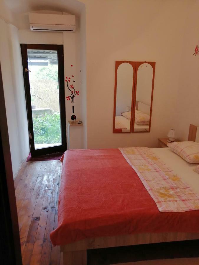 Apartman Tea Apartment Pula Ngoại thất bức ảnh