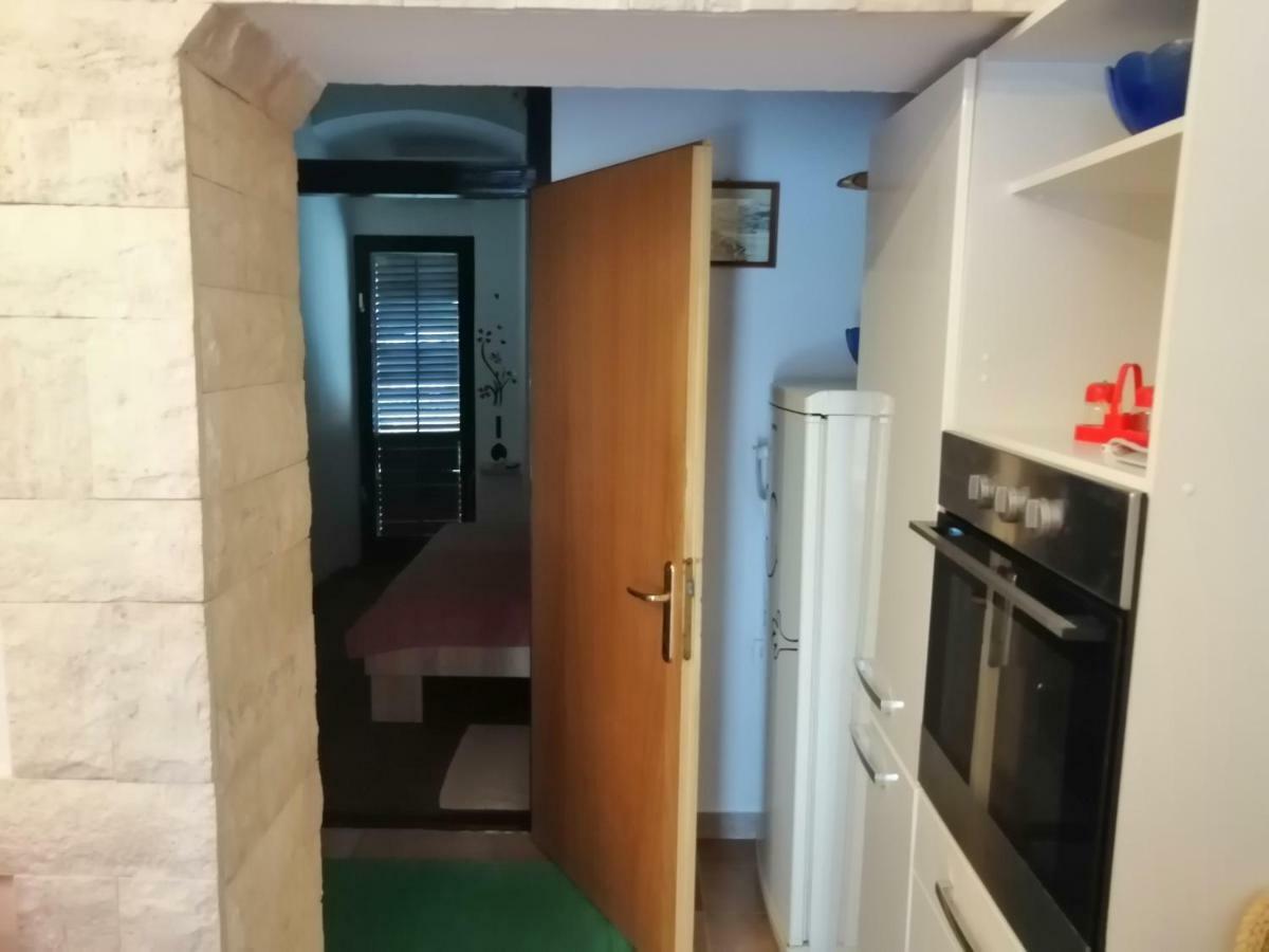 Apartman Tea Apartment Pula Ngoại thất bức ảnh